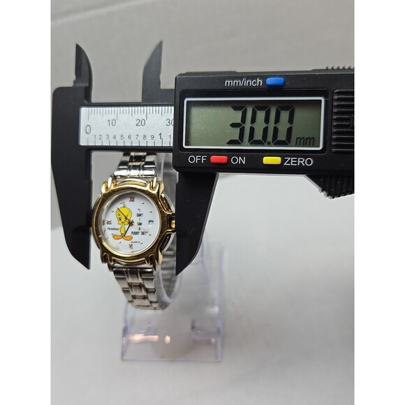 Armitron Tweety Bird 1994 Two Tone Date Quartz Watch Looney Tunes New Battery - Picture 5 of 10